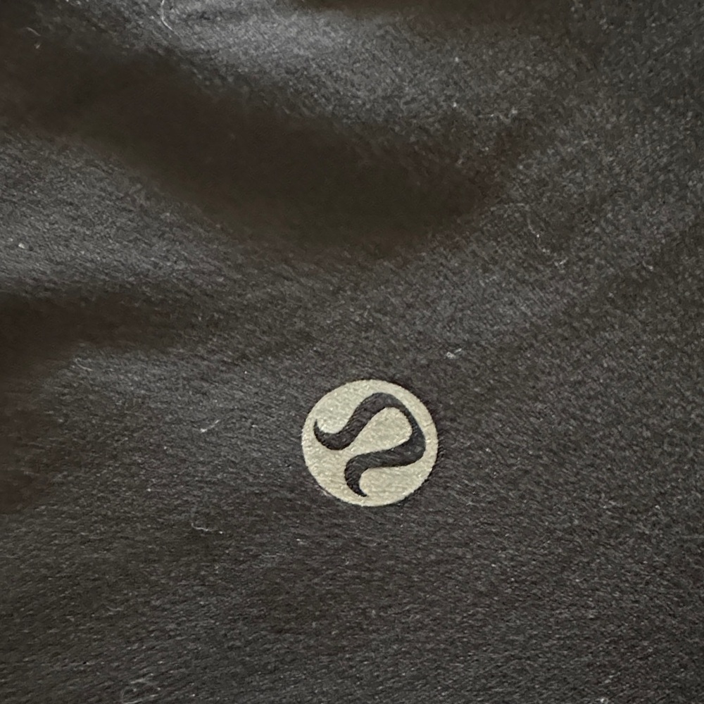 Lululemon Athletica Black Groove flare/Yoga Pant(Luon) - Picture 4 of 9